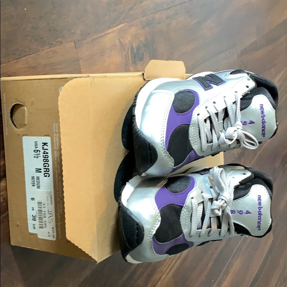 New Balance 498